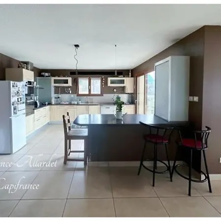 De Saint-offenge Apartment Lachat