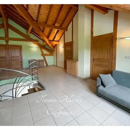 De Saint-offenge Apartment